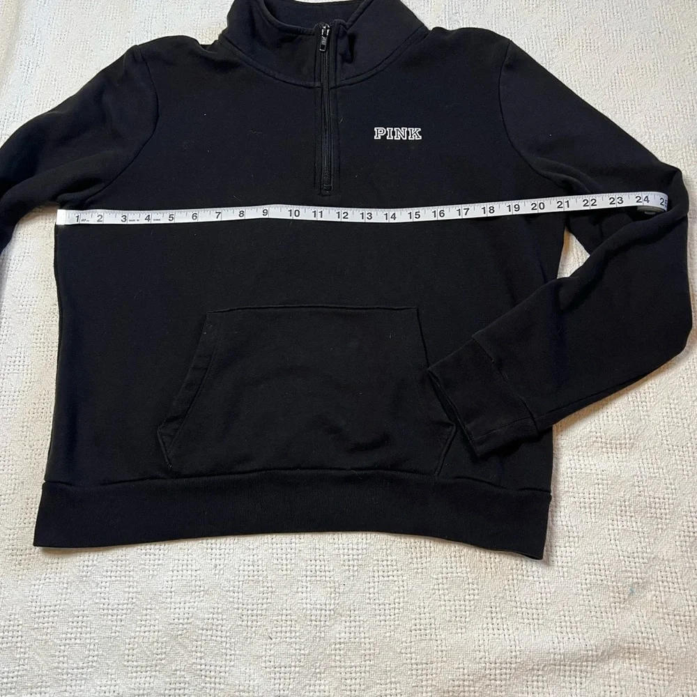Victoria Secret PINK sweatshirt. - Picture 2 of 5